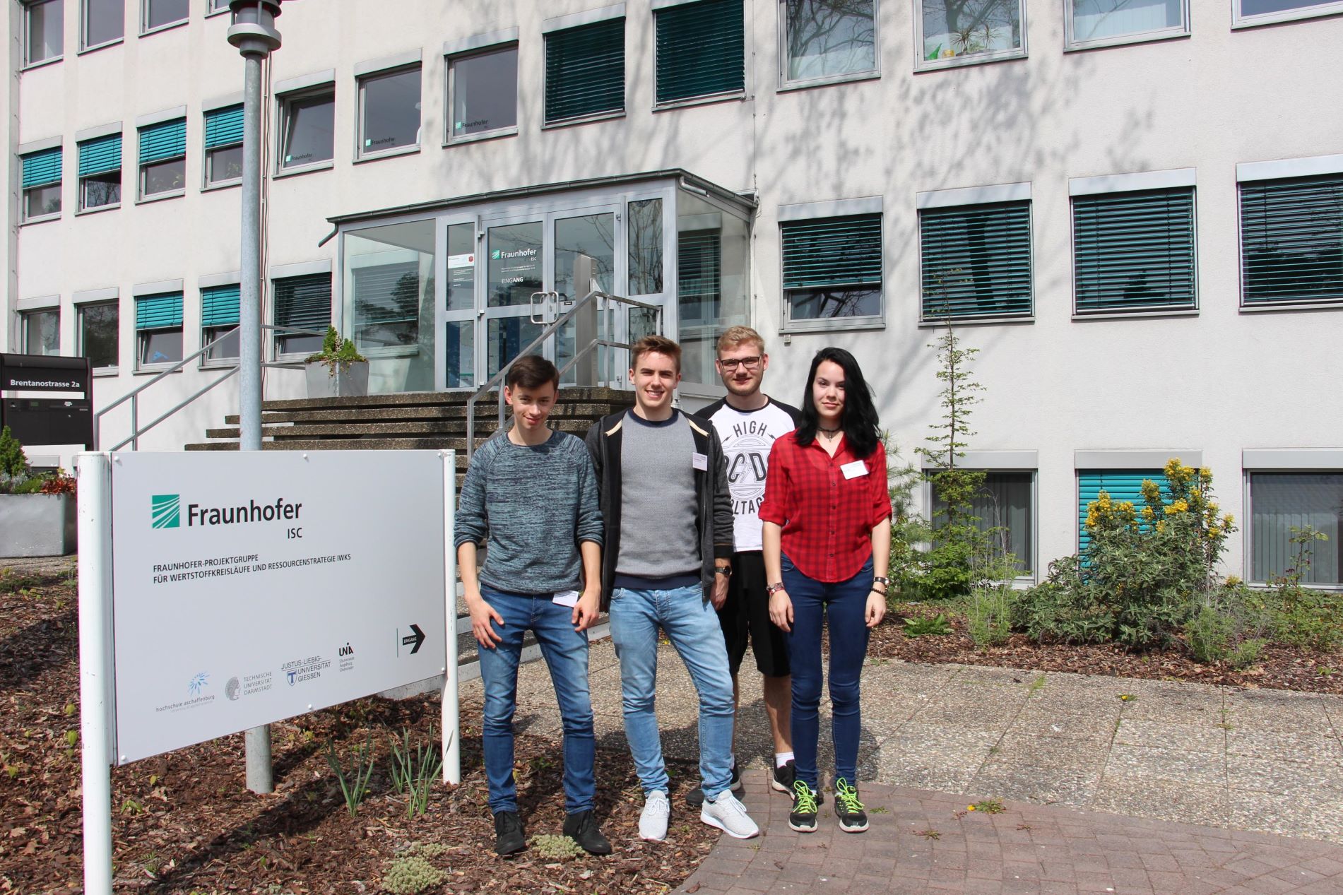 links nach rechts: Andreas Munz, Lovis Hardeweg, Alexander Lobin und Maja Hain