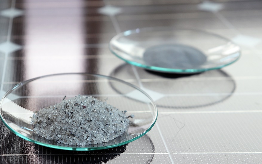 Materialfraktionen nach dem Recycling eines Photovoltaikmoduls